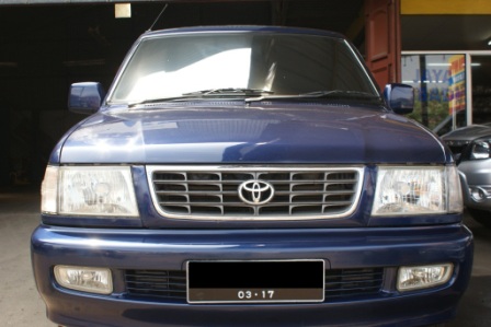 Dijual Mobil Toyota Kijang Kapsul LGX 2.4 Diesel MT 2002(Non Facelift